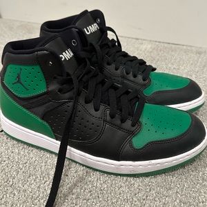 Nike Jordan Jumpman.